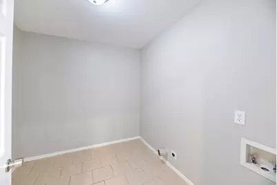 5633 Conroy Street, Fort Worth, TX 76134 - Photo 17