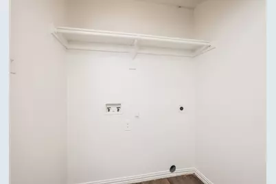 1720 E 10th Avenue, Corsicana, TX 75110 - Photo 11