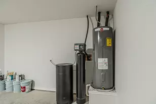 101 Elk Cv, Stephenville, TX 76401 - Photo 37