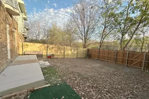 1145 College St, Grand Prairie, TX 75050 - Photo 19