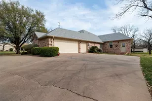 8913 Brierfield Rd, Granbury, TX 76049 - Photo 3