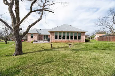 8913 Brierfield Road, Granbury, TX 76049 - Photo 37