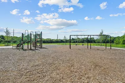 409 Kingsbury Avenue, Princeton, TX 75407 - Photo 7