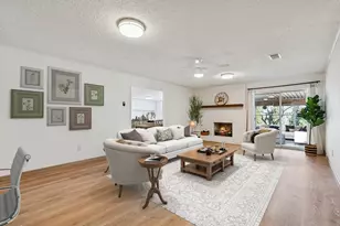 816 Donna Dr, Hurst, TX 76053 - Photo 7