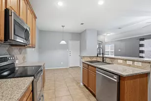 1425 Ravenwood Dr, Mansfield, TX 76063 - Photo 23