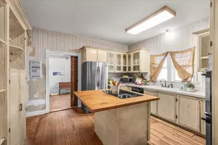 112 S Evans St, Boyd, TX 76023 - Photo 17