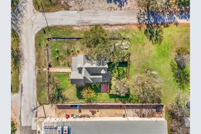 112 S Evans Street, Boyd, TX 76023 - Photo 33