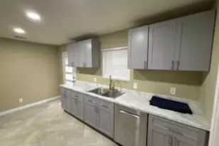 1570 Sutter St, Dallas, TX 75216 - Photo 11