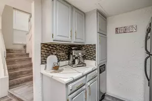 2117 Park Willow Ln, Arlington, TX 76011 - Photo 15