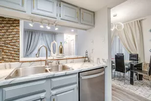 2117 Park Willow Ln, Arlington, TX 76011 - Photo 13