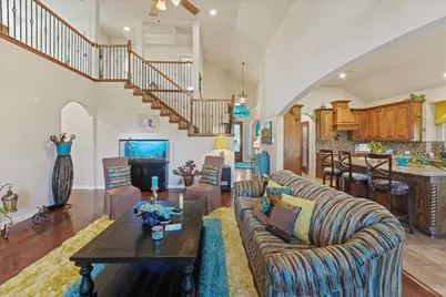 305 Fountain Creek Court, Ovilla, TX 75154 - Photo 5