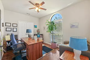 305 Fountain Creek Ct, Ovilla, TX 75154 - Photo 5