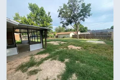 7452 Beaty Street, Fort Worth, TX 76112 - Photo 17