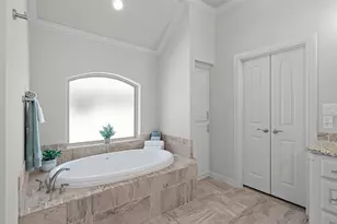 1019 Anna Cir, Granbury, TX 76048 - Photo 35