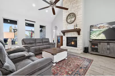 1019 Anna Circle, Granbury, TX 76048 - Photo 25