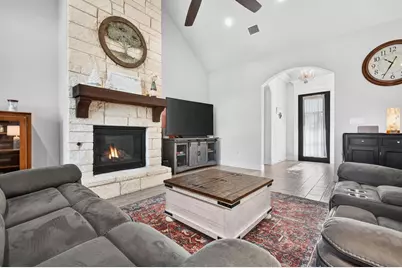 1019 Anna Circle, Granbury, TX 76048 - Photo 19