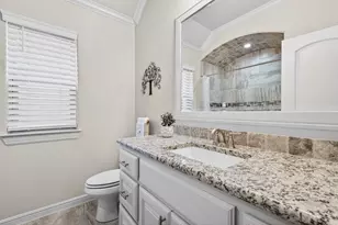 1019 Anna Cir, Granbury, TX 76048 - Photo 17