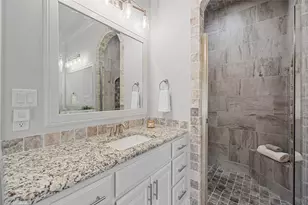 1019 Anna Cir, Granbury, TX 76048 - Photo 33