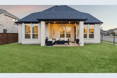 1812 McDougall Creek, Van Alstyne, TX 75495 - Photo 5