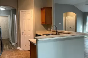 521 Sweetwater Dr, Weatherford, TX 76085 - Photo 7