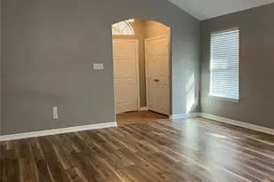 521 Sweetwater Dr, Weatherford, TX 76085 - Photo 3