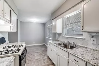 3336 Pacesetter Drive, Dallas, TX 75241 - Photo 11