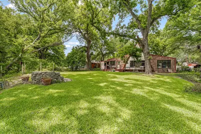 2917 Waterwood Court, Granbury, TX 76048 - Photo 21