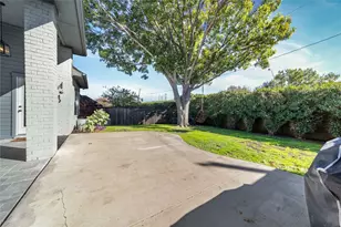 4112 Fairlakes Ct, Dallas, TX 75228 - Photo 29