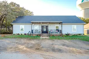 428 Gail Dr, Kennedale, TX 76060 - Photo 1