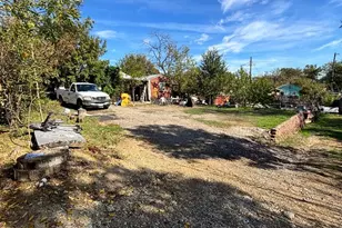 2577 22nd St, Fort Worth, TX 76106 - Photo 17