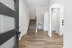 1130 Shaw St, Dallas, TX 75212 - Photo 3