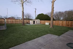 1001 E Star St, Gainesville, TX 76240 - Photo 23