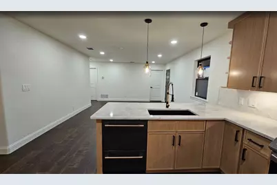 1001 E Star Street, Gainesville, TX 76240 - Photo 7