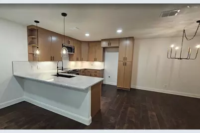 1001 E Star Street, Gainesville, TX 76240 - Photo 9