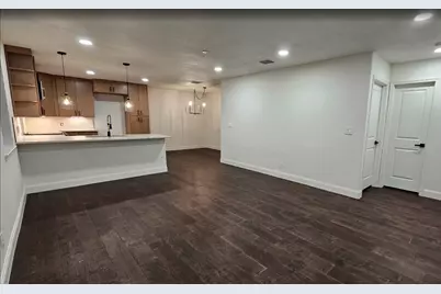 1001 E Star Street, Gainesville, TX 76240 - Photo 5