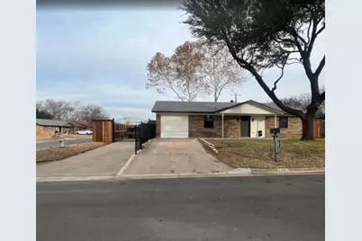 1001 E Star Street, Gainesville, TX 76240 - Photo 21