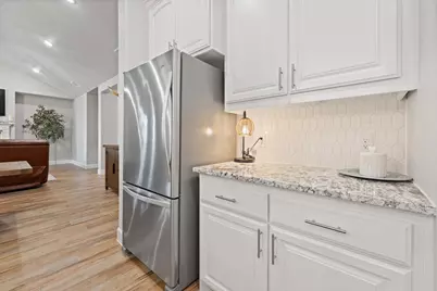 1741 River Bend Road, Burleson, TX 76028 - Photo 15