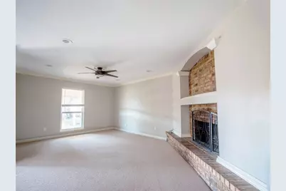 5525 Rearn Drive, The Colony, TX 75056 - Photo 5