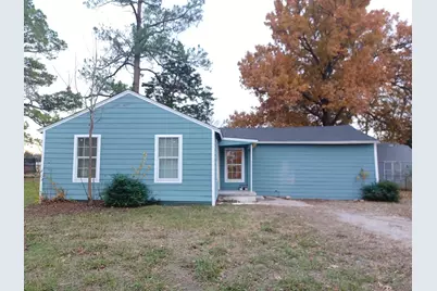 1309 S 5th Street, Bonham, TX 75418 - Photo 1