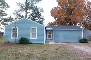 1309 S 5th St, Bonham, TX 75418 - Photo 1