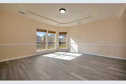 2727 Gillespie Court, Grand Prairie, TX 75052 - Photo 19