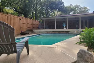 511 Washington Dr, Arlington, TX 76011 - Photo 39