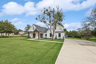 328 Brandon Way, Pottsboro, TX 75076 - Photo 3