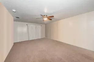 512 Billie Ruth Ln, Hurst, TX 76053 - Photo 5