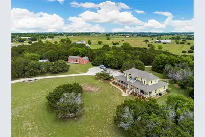 655 Texas 236 Highway, Moody, TX 76557 - Photo 1