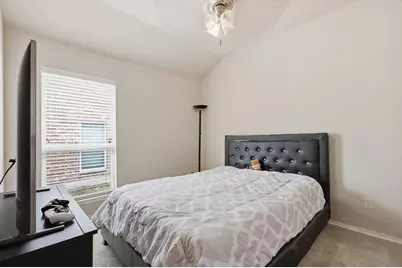 217 Villanova Drive, Van Alstyne, TX 75495 - Photo 9