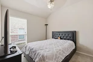 217 Villanova Dr, Van Alstyne, TX 75495 - Photo 9