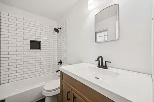 10042 Brockbank Dr, Dallas, TX 75229 - Photo 11