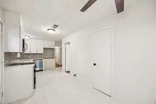 10042 Brockbank Dr, Dallas, TX 75229 - Photo 9