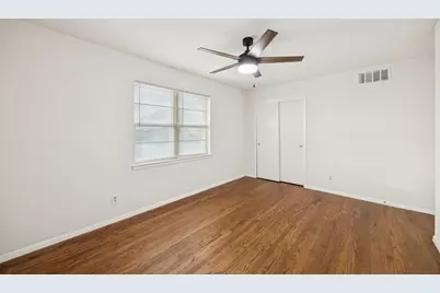 10042 Brockbank Drive, Dallas, TX 75229 - Photo 13